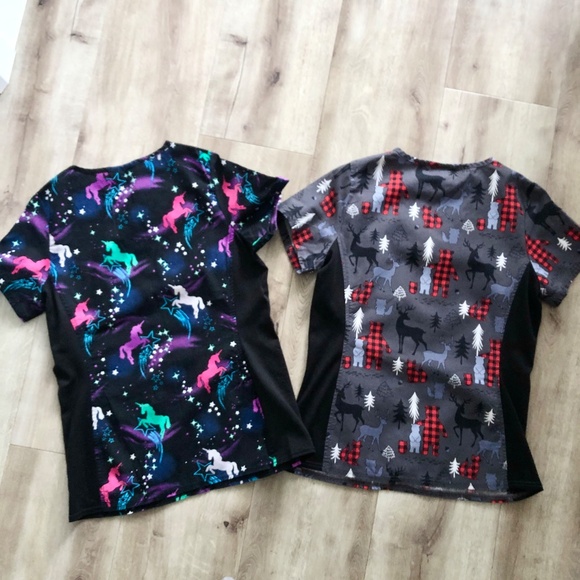 Scrub Star, Womens Scrub Tops, Set of 2, Unicorns & Bear Pattern, Both Sized XS - Picture 2 of 15